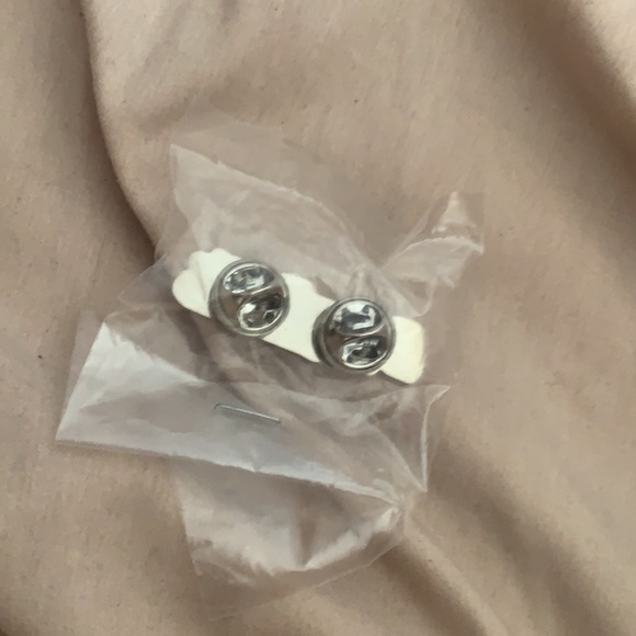 Baby Ruth pin - Picture 2 of 2